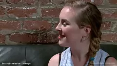 Redare Adolescentul legat Mattie Borders devine anal dur de către terapeutul Tommy Pistol cu ​​un penis mare