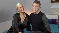 Jouer Mature excite son homme trop fort