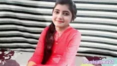 La bella fighetta di questa ragazza è ottima per il cazzo