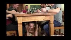 Reproducir Mujeres Folladas Por Perros Aficionados Folladas En Casa Sobre La Mesa