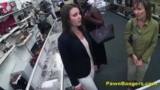 Reproduzir Depois de uma foda normal na bucetinha quer chupar pau forte
