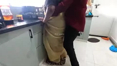 Odtwórz Tamil Maid's Kitchen Session