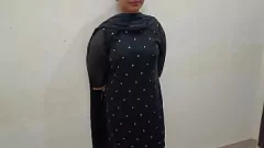 Odtwórz Indian College Cutie łączy się z chłopakiem na szorstką pieprzoną sesję na świeżym powietrzu