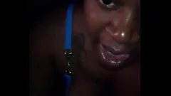 تشغيل فاتنة الأبنوس Naejae لا يمكن الحصول على ما يكفي من هذا الديك الأسود الكبير